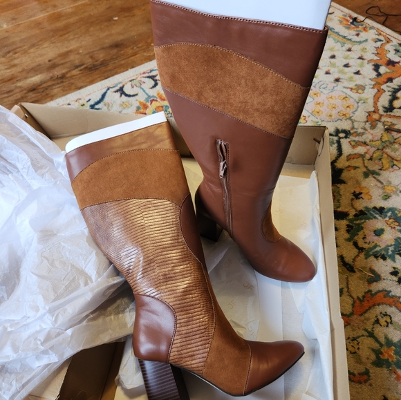 Brown Womens Boots - Picture 10 of 11